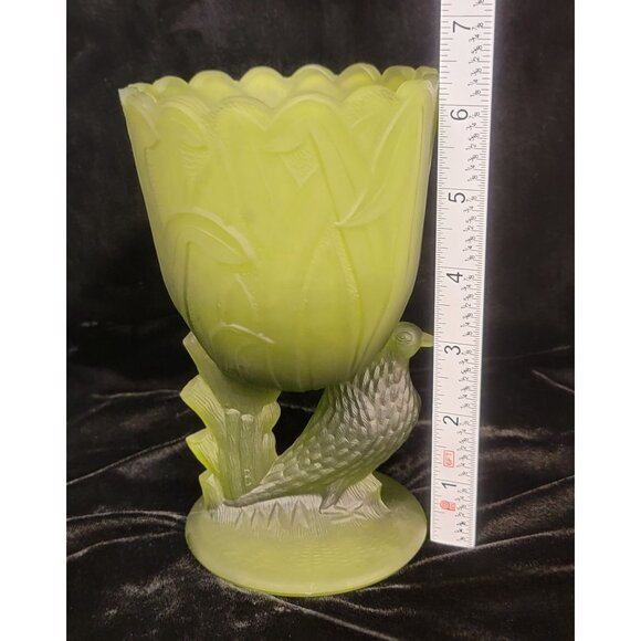 Vintage Green Satin Glass Vase "Dove and Brushes" Pattern by Guernsey Glass Comp - Picture 11 of 15